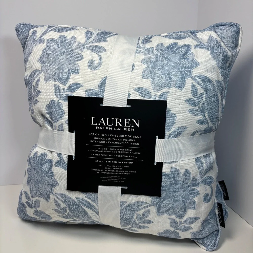 New Lauren Ralph Lauren Indoor Outdoor Set of 2 Blue White Floral Print Pillows